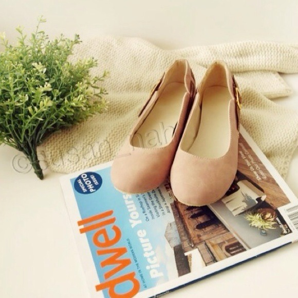 ❗️SALE❗️White flat pumps💙BACK in STOCK - Picture 3 of 4