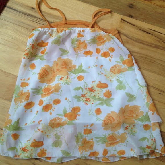 ⛔sold⛔Orange Layered top/work out top - Picture 3 of 4