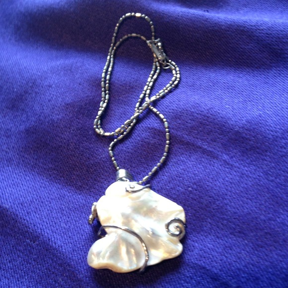 Fresh Water  Pearl Necklace AUTHENTIC!!!!