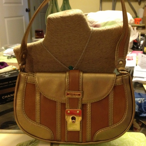 Michael Kors Handbags - Michael Kors handbag NWOT