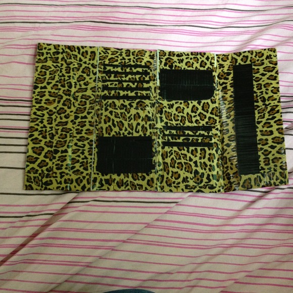 Duct tape wallet