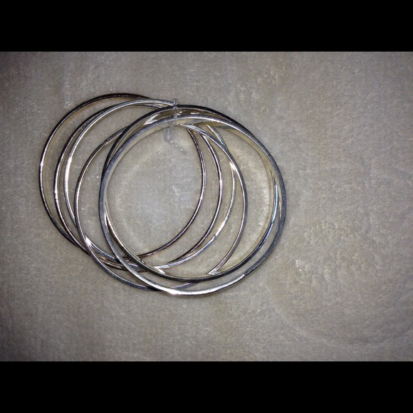 🌟🌟Silver Colored Bangles🌟🌟