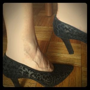 Authentic Yves Saint Laurent lace shoes