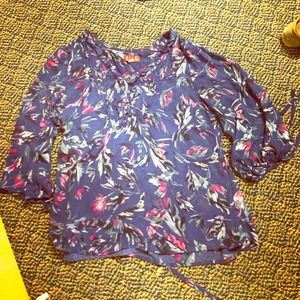Elle top size medium!