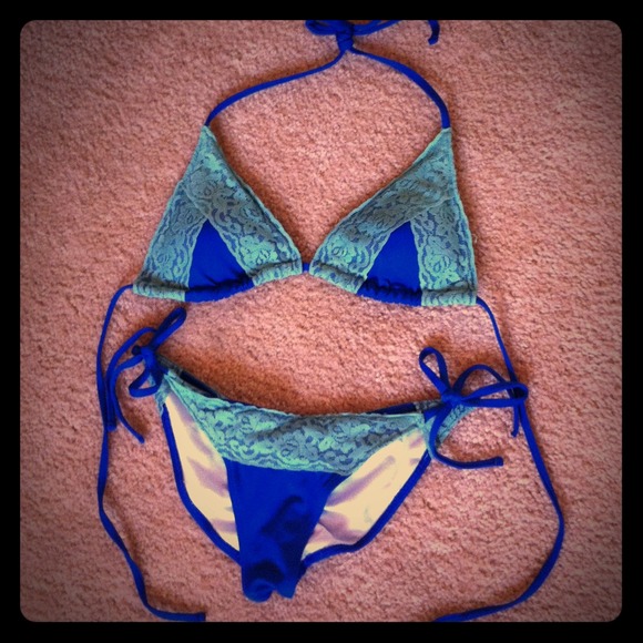 Sapphire/Turquoise Lace Scrunch Bikini