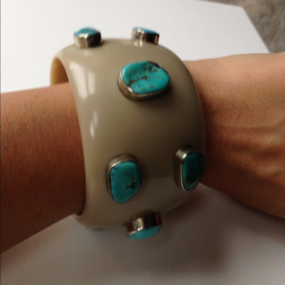 Gorgeous bracelet.