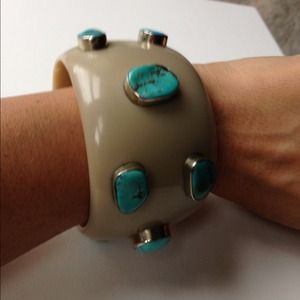 Gorgeous bracelet.