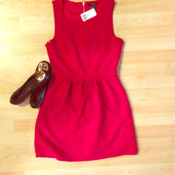 SOLD!👏💟💟Forever 21 red dress :)