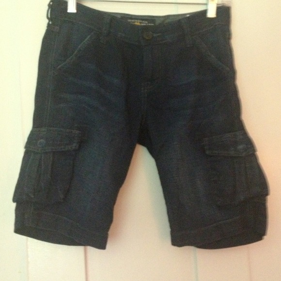 Lucky brand chambray cargo shorts