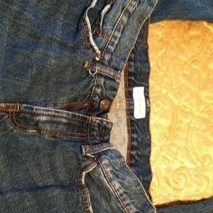 Buckle skinny jeans🌟🌟reduced