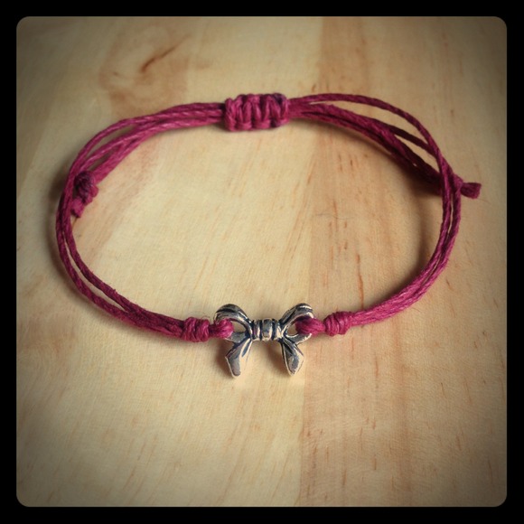 Silver Bow Charm Adjustable Hemp Bracelet - Picture 1 of 1