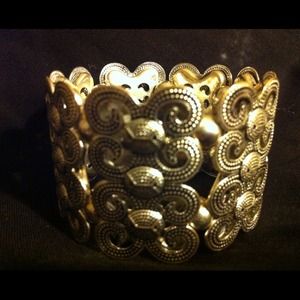🌟HOST PICK🌟Unique Cuff Bracelet