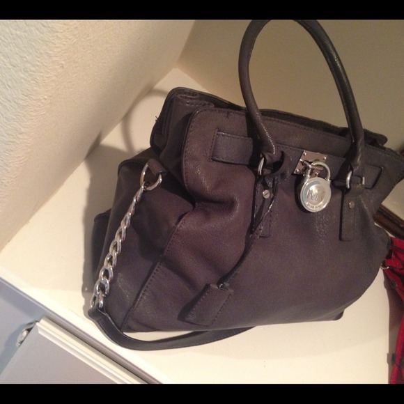 🚨🚨SOLD🚨🚨 AUTHENTIC MICHAEL KORS LARGE HAMILTON - Picture 3 of 4