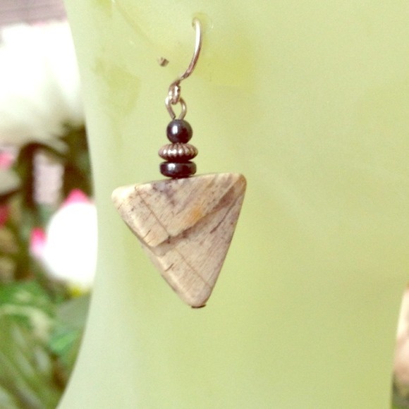 ❌SOLD❌ Cute Earrings!