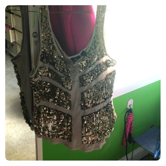 Rock & republic tank