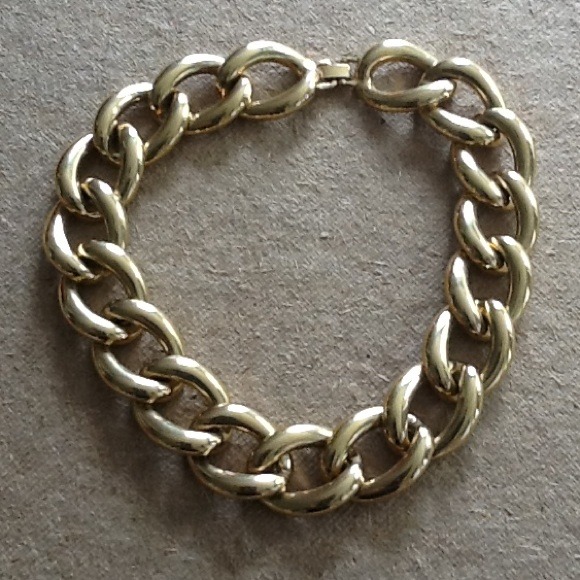 Gold Statement Necklace! Beautiful! Great quality! - Picture 2 of 4