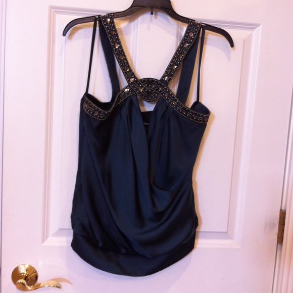 🌟🌟sold🌟🌟bebe top , with jewels straps ,