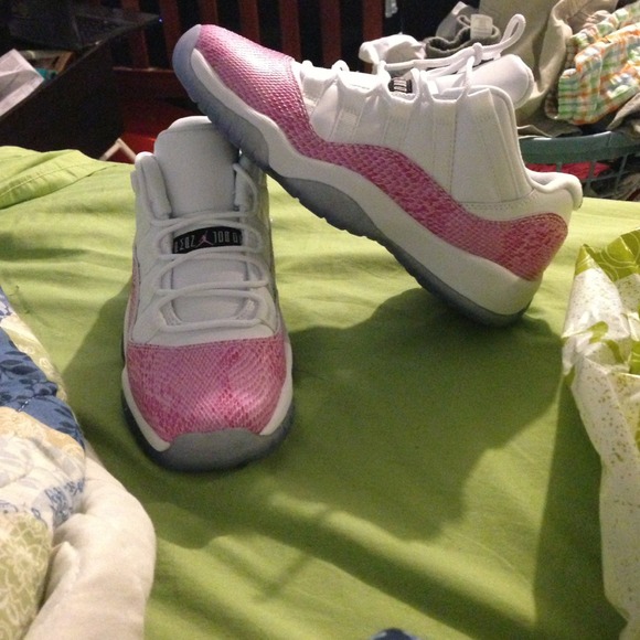 SOLD SOLD - Picture 3 of 4