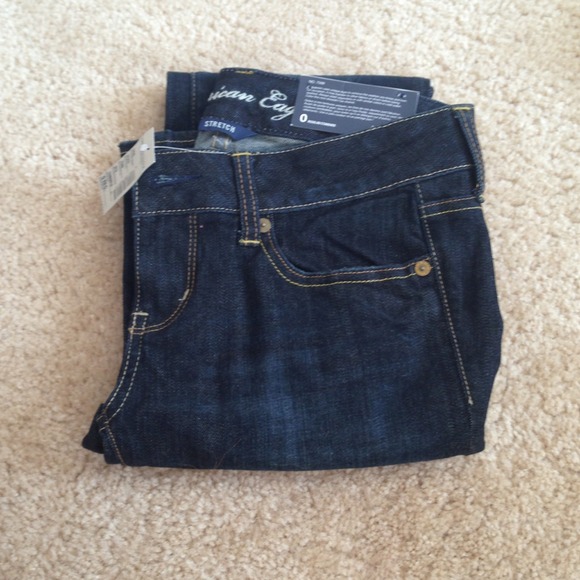 ❗REDUCED❗AE Dark Wash Straight-Leg Jeans