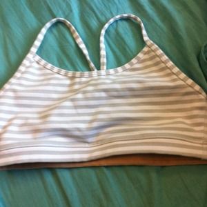 Lulu lemon sports bra