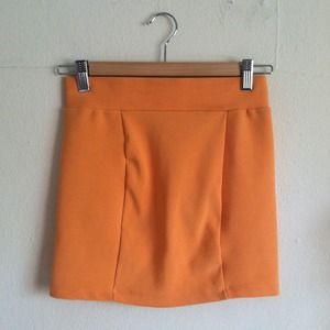 SOLD H&M bodycon skirt