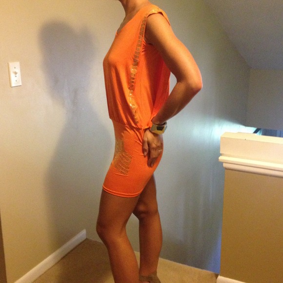 Orange mini dress - Picture 3 of 4