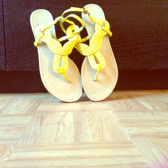 Yellow braided flats price is firm