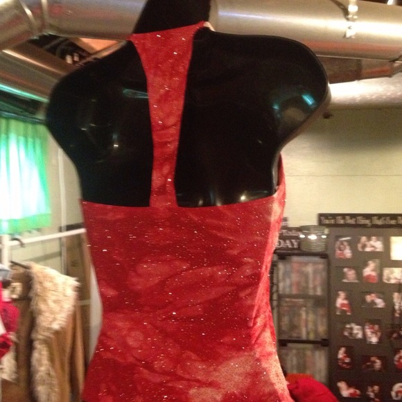 Sexy!! NWOT red glitter top - Picture 2 of 4