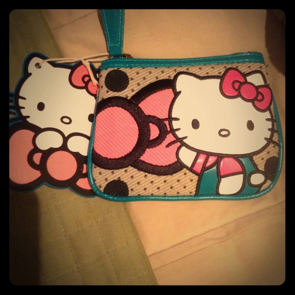 🚫SOLD***Hello Kitty by Loungefly coin purse NWT.