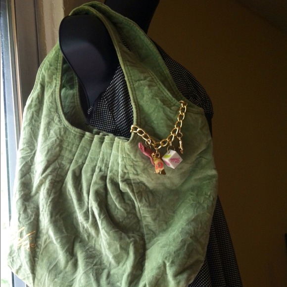 THIS WAS TRADED DOLLS :-) - Picture 2 of 3