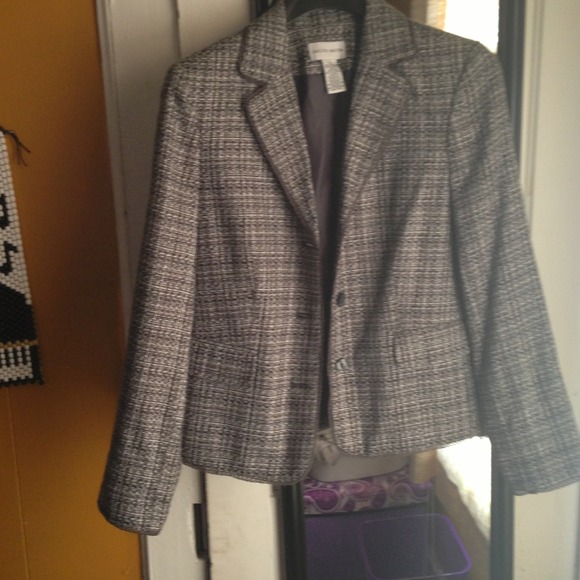 Jaclyn smith jacket