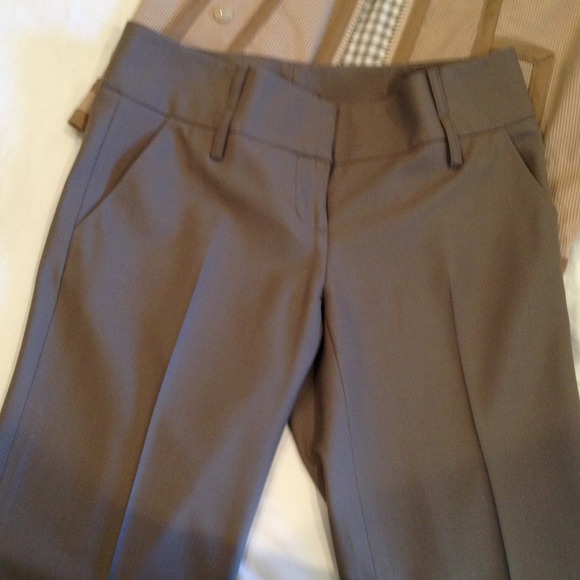 Laundry Shelli Segal. Capri Dress Slacks - Picture 3 of 4