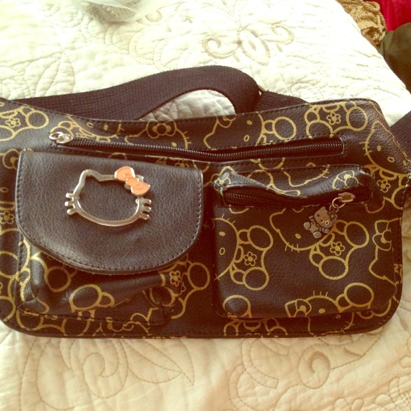 Hello Kitty leather waist pouch