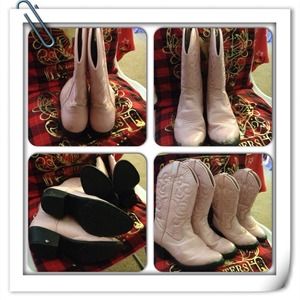 Kids boots...$15 each 2 for $25...
