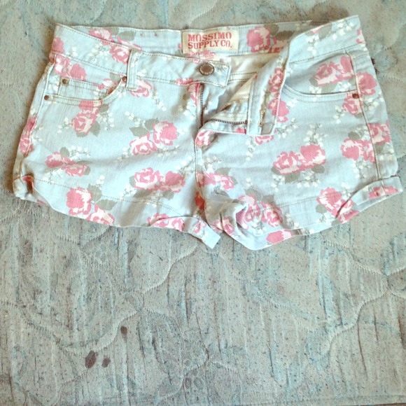Flower print shorts