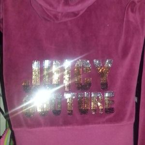 2 juicy hoodies and a pair of big star jeans