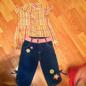 Girls 24 month outfit brad new