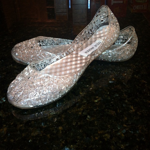 Steve Madden flats!