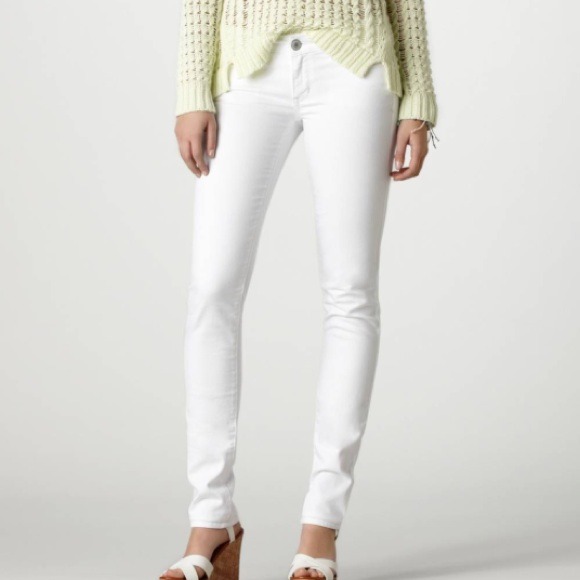 American Eagle White Jeans, Size 6