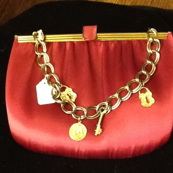 VINTAGE REDESIGNED SATIN HANDBAG