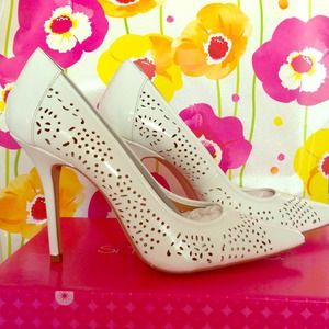 Perfect summer white heels