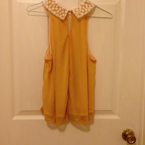 Forever 21 yellow shirt