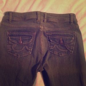 Adorable CAbi jeans, sz 2. 32" inseam button back