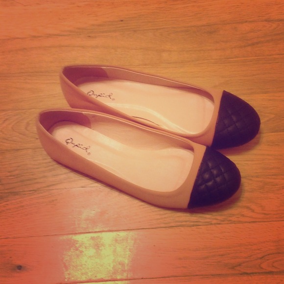 Flat shoes ! must see baby PInk