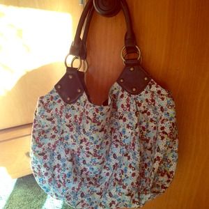 Hobo flowered bag