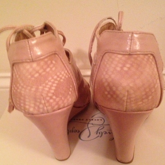 🎆Traded🎆Lovely People Tie-up Wedge - Picture 3 of 4