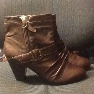 Brown boots