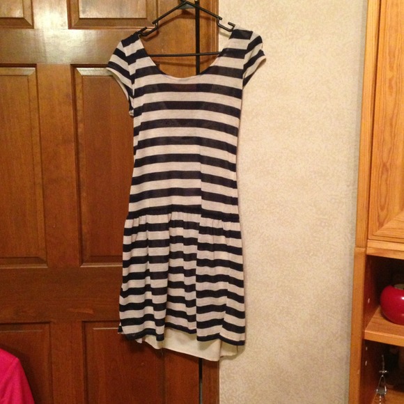**Reserved Bundle** Dress and pink bag.