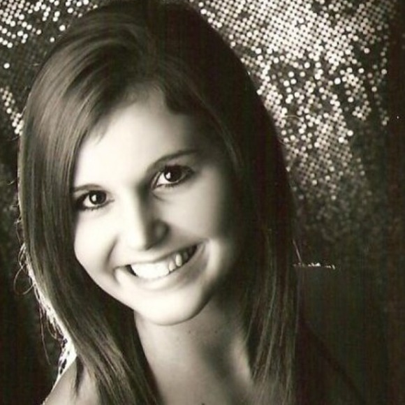 MEET YOUR SELLER! :))