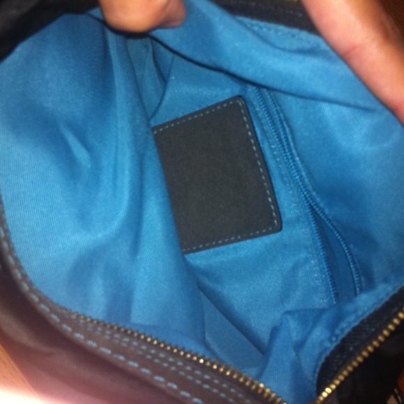 Authentic Black coach handbag - Picture 2 of 3